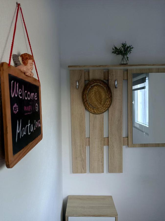 Chez Marthe, Organic Farm Stay クニン エクステリア 写真